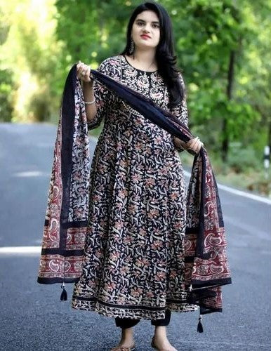 Elegant Black Anarkali Kurti Set With Embroidery